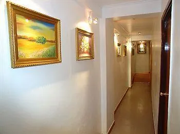 Lily Garden Guest House Hong Kong