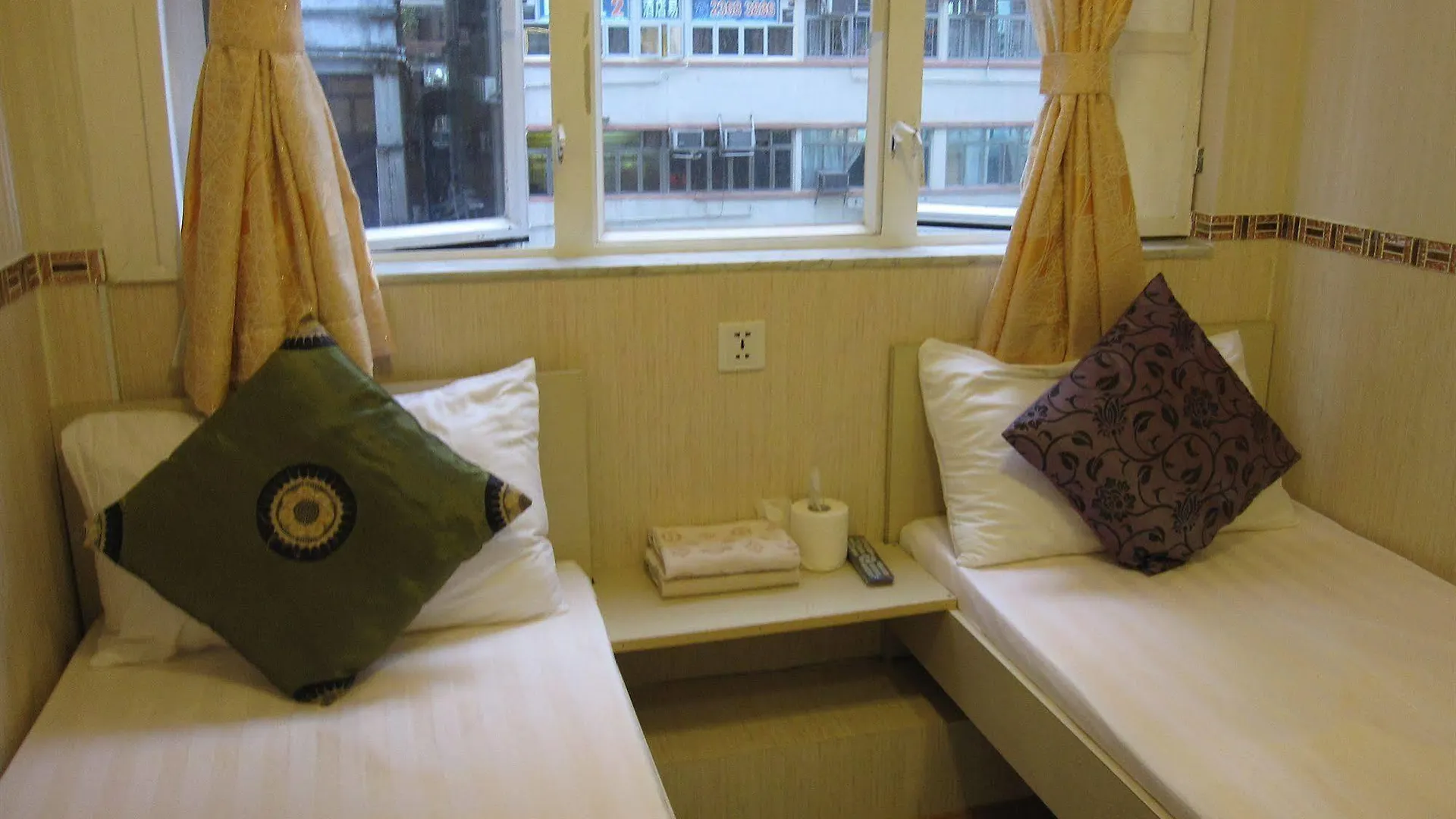 Lily Garden Guest House Hong Kong China